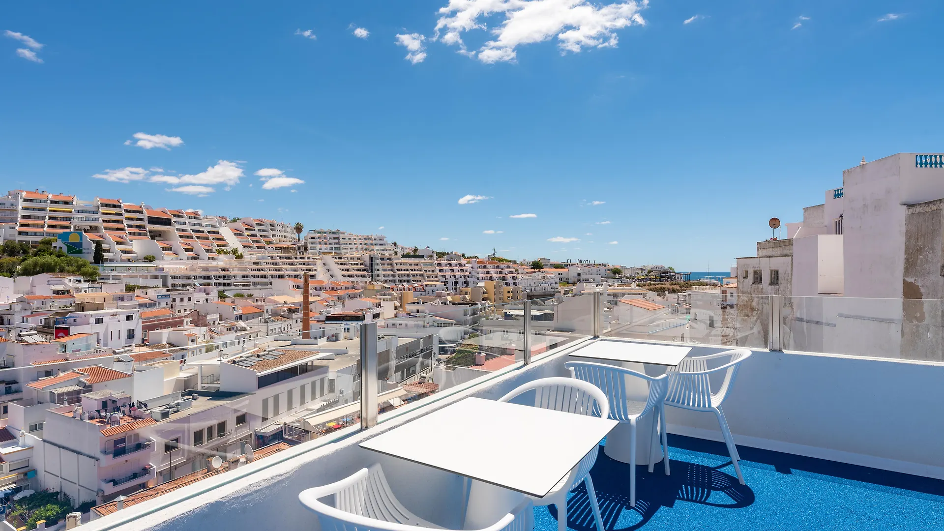 אלבופיירה California Urban Beach Hotel