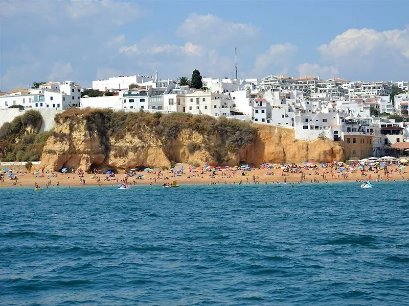 אלבופיירה California Urban Beach Hotel פורטוגל